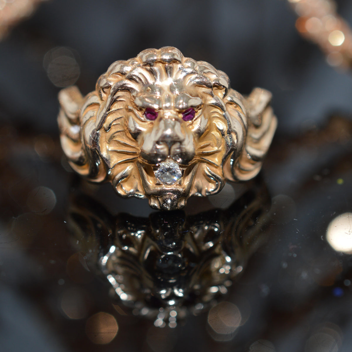 Stunning 14K Yellow Gold Lion's Head Ring With Diamond & Rubies