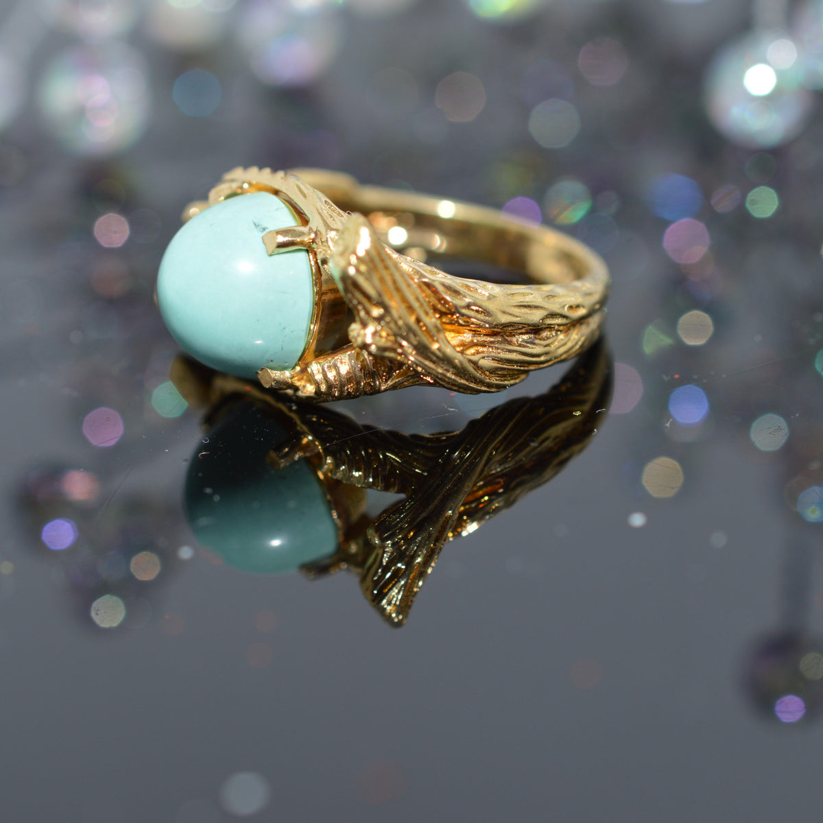 18K Yellow Gold Branch Design Ring With A Cabochon Turquoise