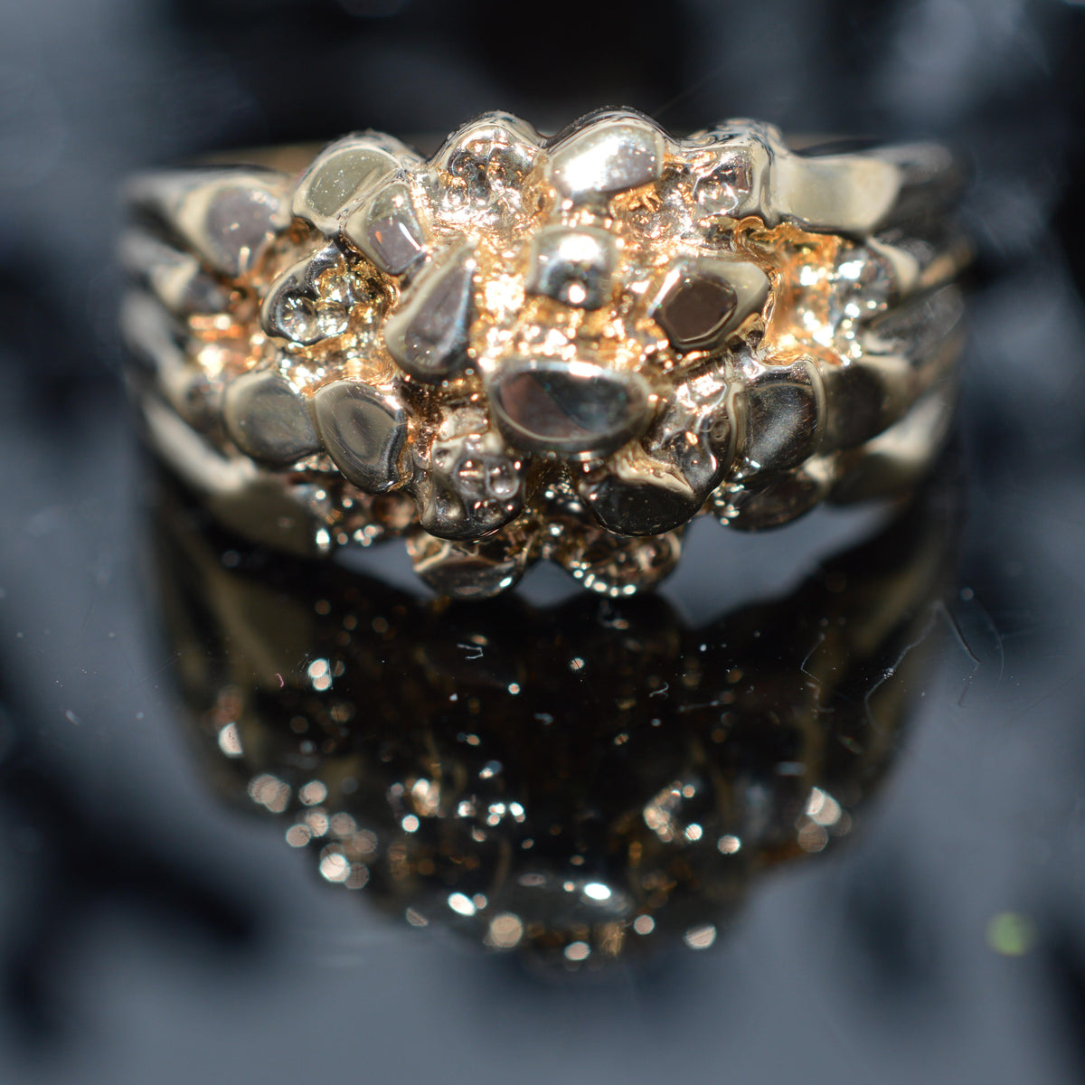 10K Yellow Gold Nugget Ring With Ribbed Sides