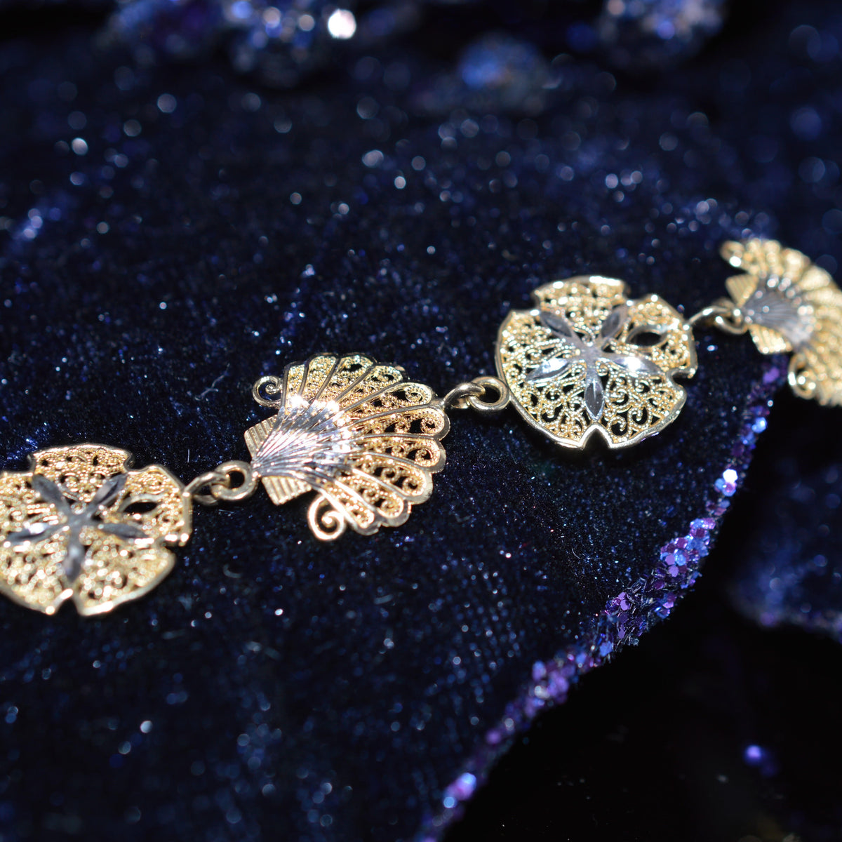 14K Two Tone Gold Filigree Shell & Sand Dollar Bracelet