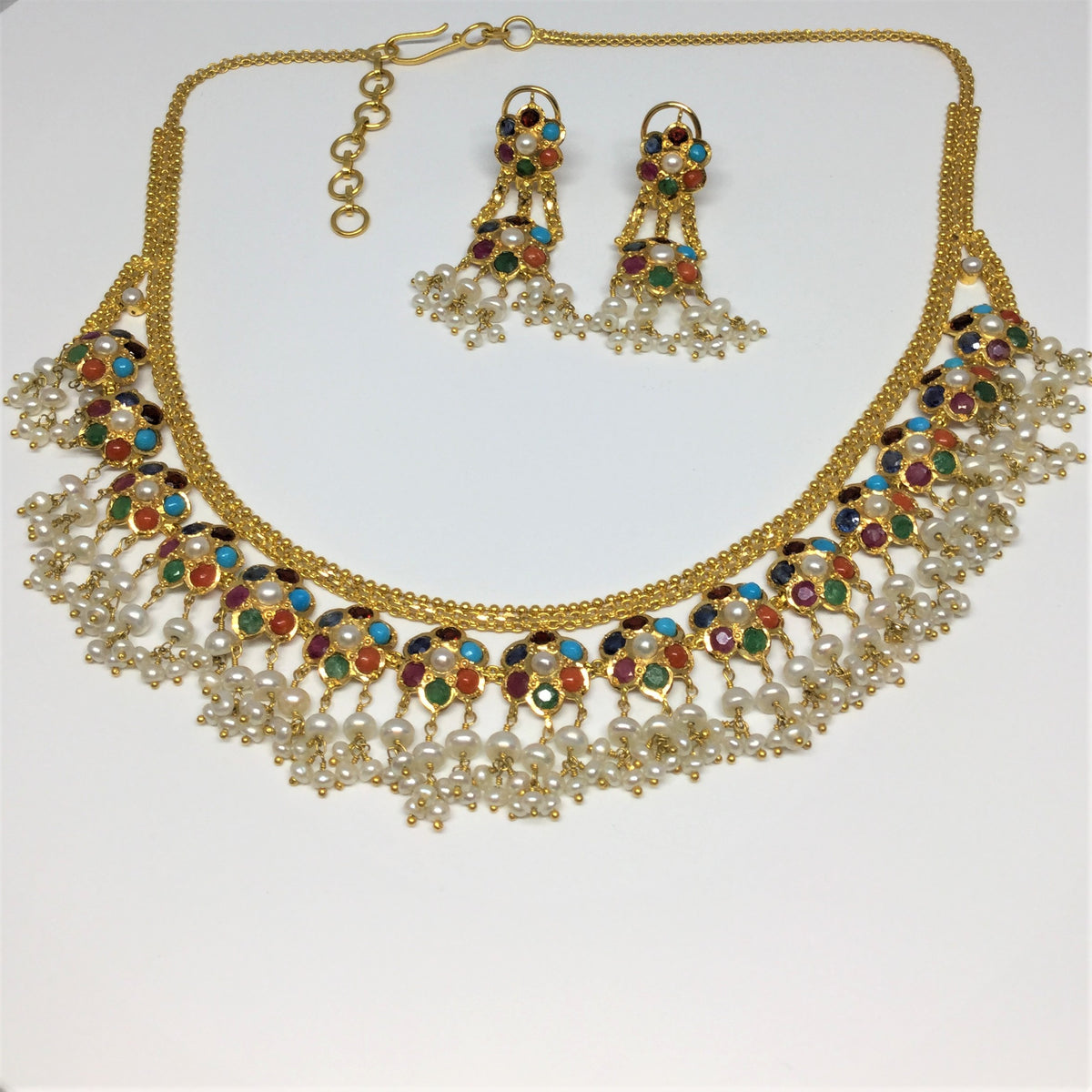 22K Yellow Gold Seven Stone Necklace And Earring Set