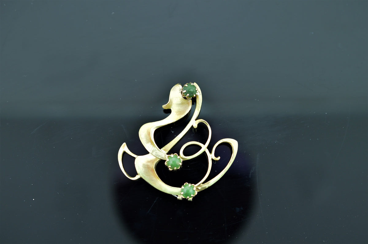 18K Yellow Gold Art Nouveau Jade and Enameled Pendant