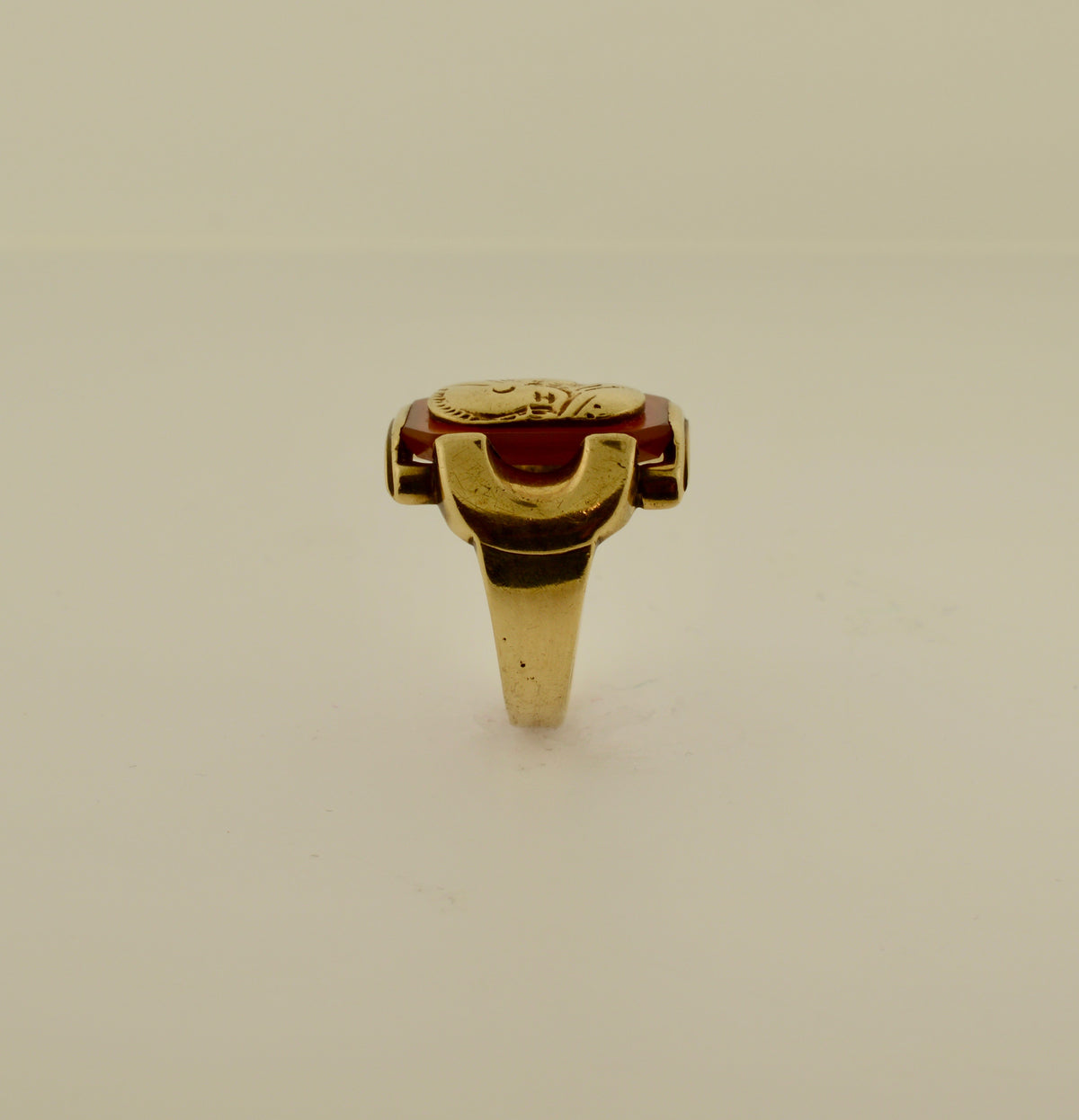 10K Yellow Gold Men&#39;s Carnelian Warrior Emblem Ring
