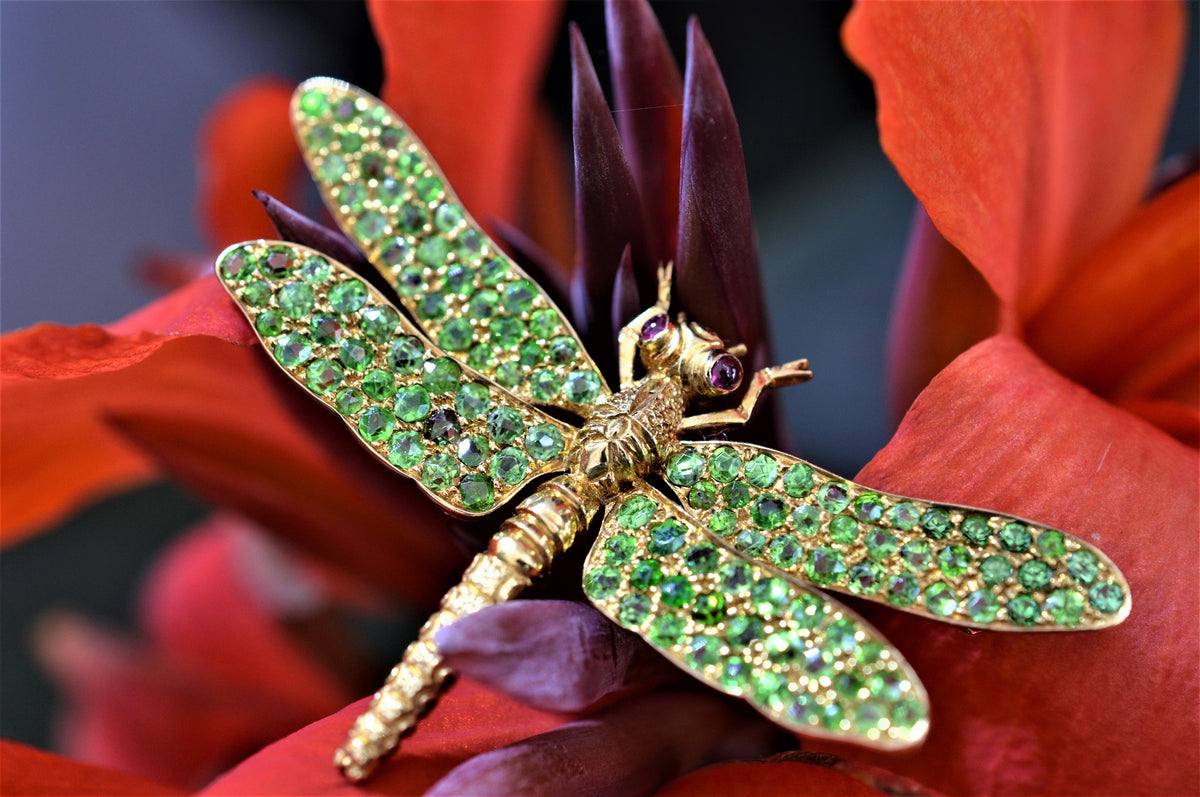 18K Yellow Gold Dragonfly Brooch with 14K Findings