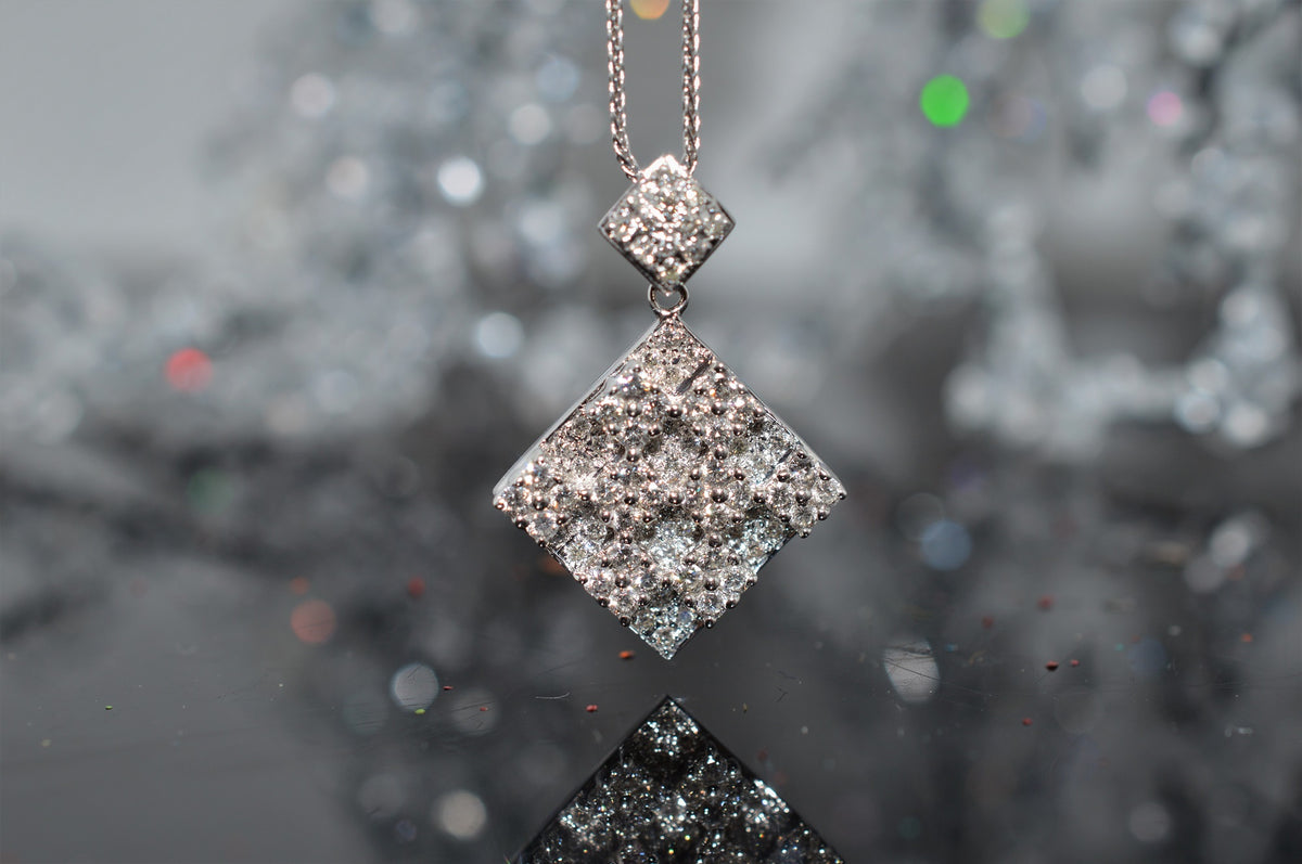 18K White Gold Square Checkerboard Design Diamond Pendant