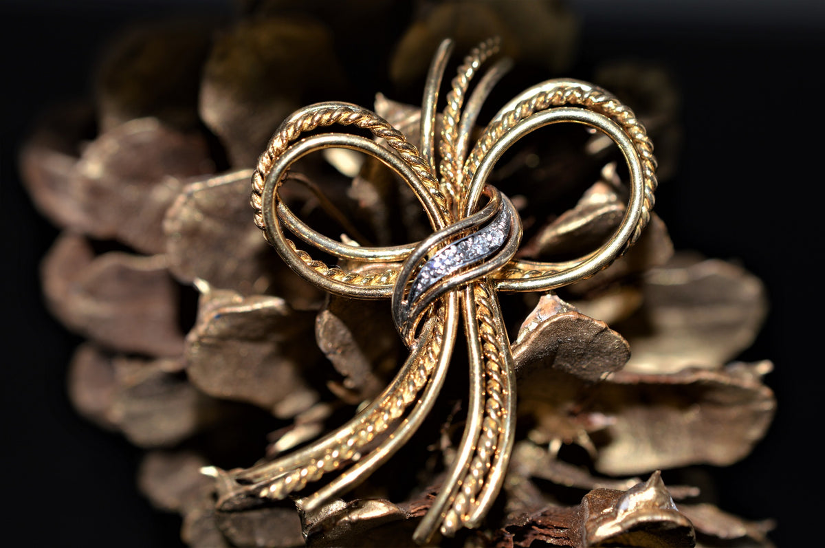 22K &amp; 14K Yellow and White Gold Diamond Ribbon Bow Brooch