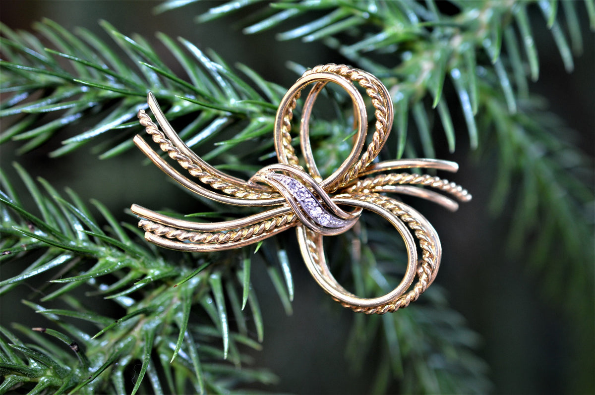 22K &amp; 14K Yellow and White Gold Diamond Ribbon Bow Brooch