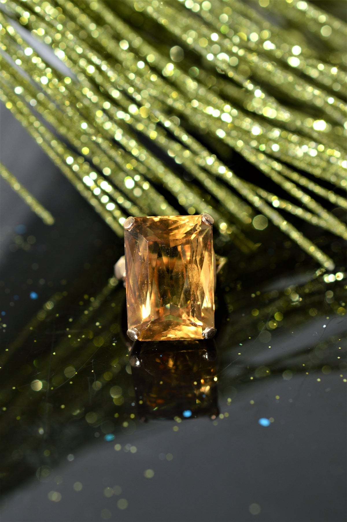 Ladies 14 Karat Yellow Gold , Emerald Cut , Citrine Ring
