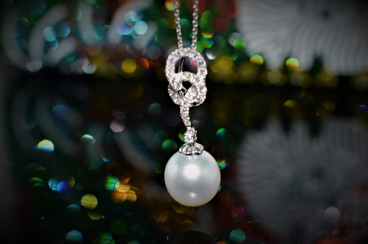 14K White Gold South Sea Pearl And Diamond Pendant