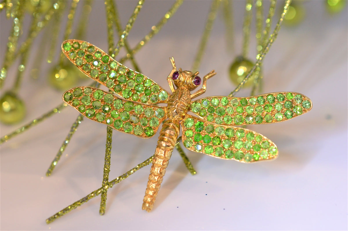 18K Yellow Gold Dragonfly Brooch with 14K Findings
