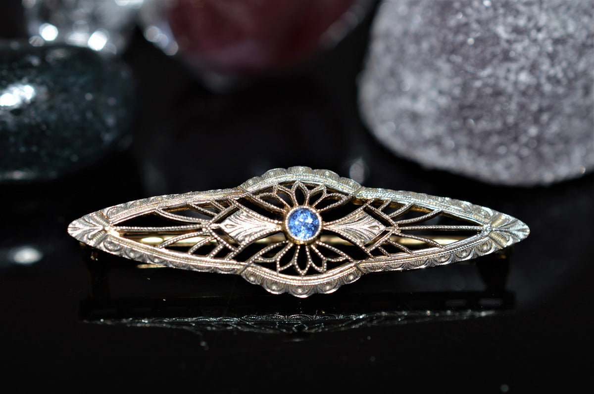 Antique Platinum Topped 14K Yellow Gold Blue Spinel Brooch