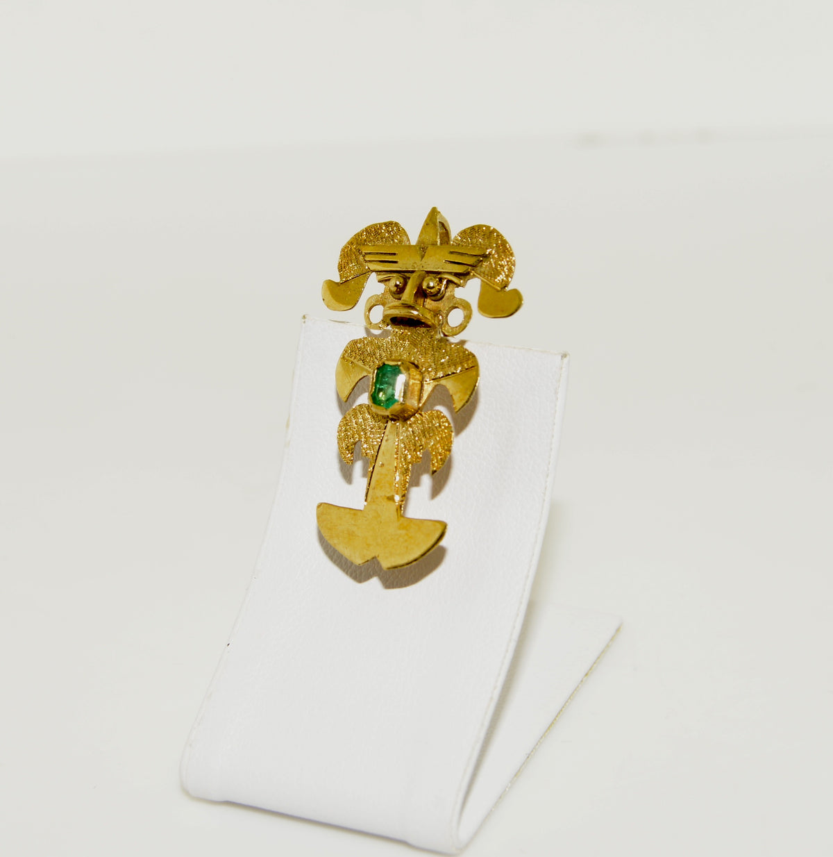 18K Yellow Gold Emerald Aztec Figure Gold Brooch/Pendant