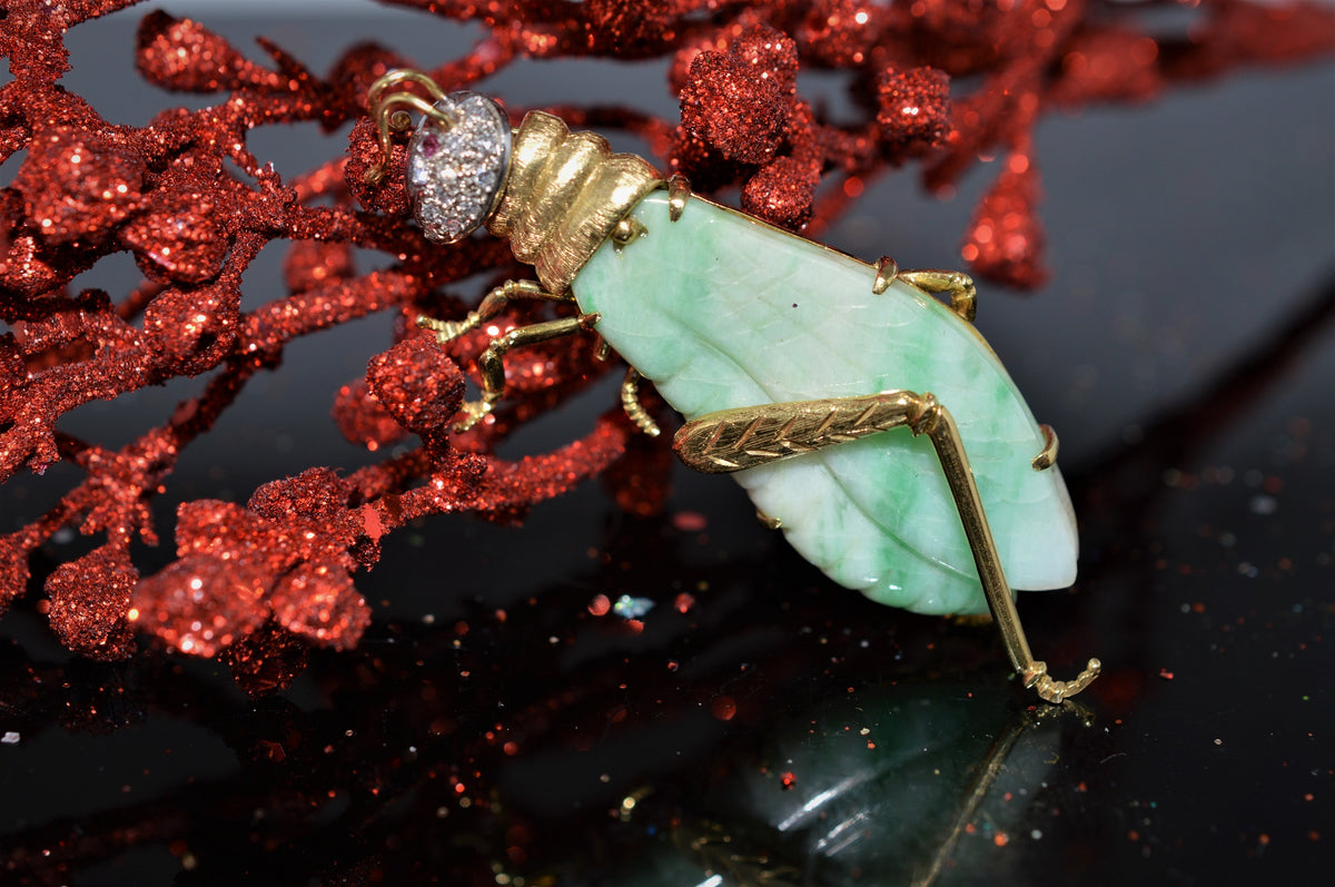 18K Gold &amp; Platinum Handmade Carved Jade Grasshopper Brooch