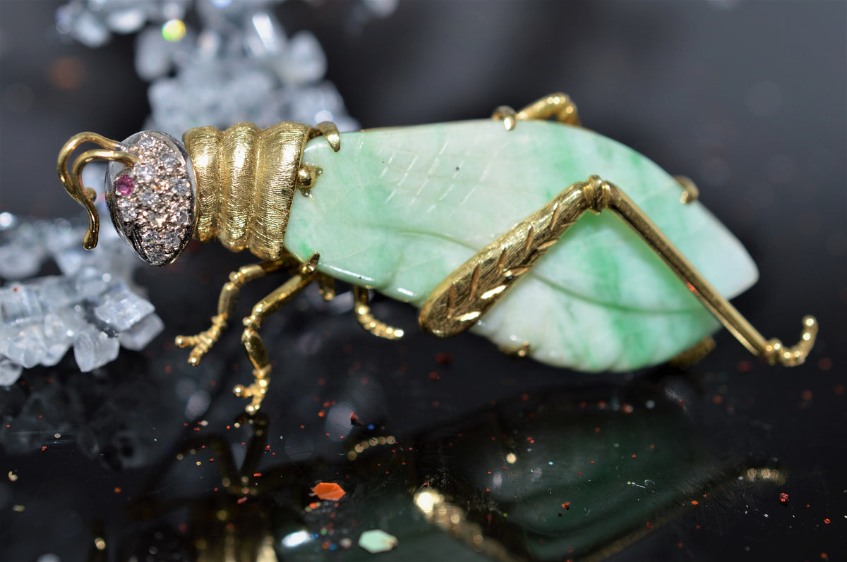 18K Gold &amp; Platinum Handmade Carved Jade Grasshopper Brooch