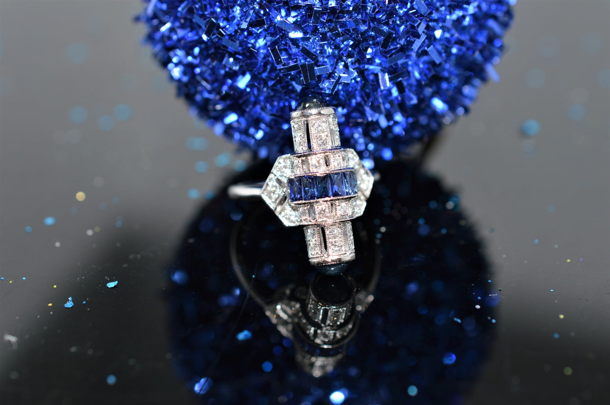 18K White Gold Sapphire and Diamond Bullet Style Ring