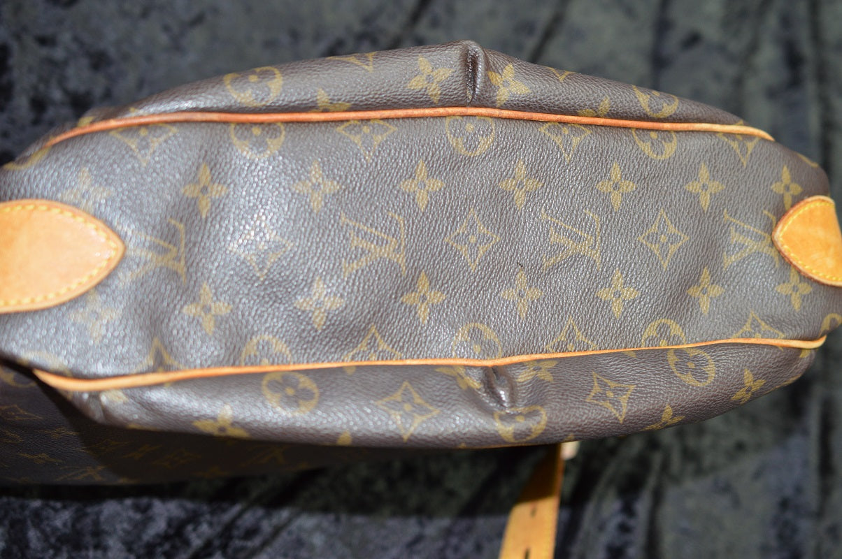 LOUIS VUITTON Authentic Vintage Brown Monogram Canvas and -  Finland