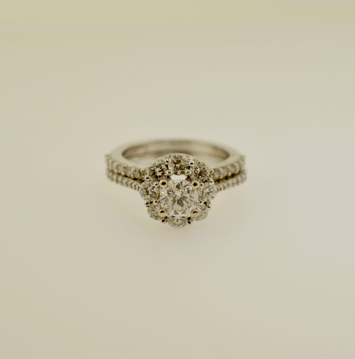 White Gold Round Diamond Engagement and Band Ring Wedding Set