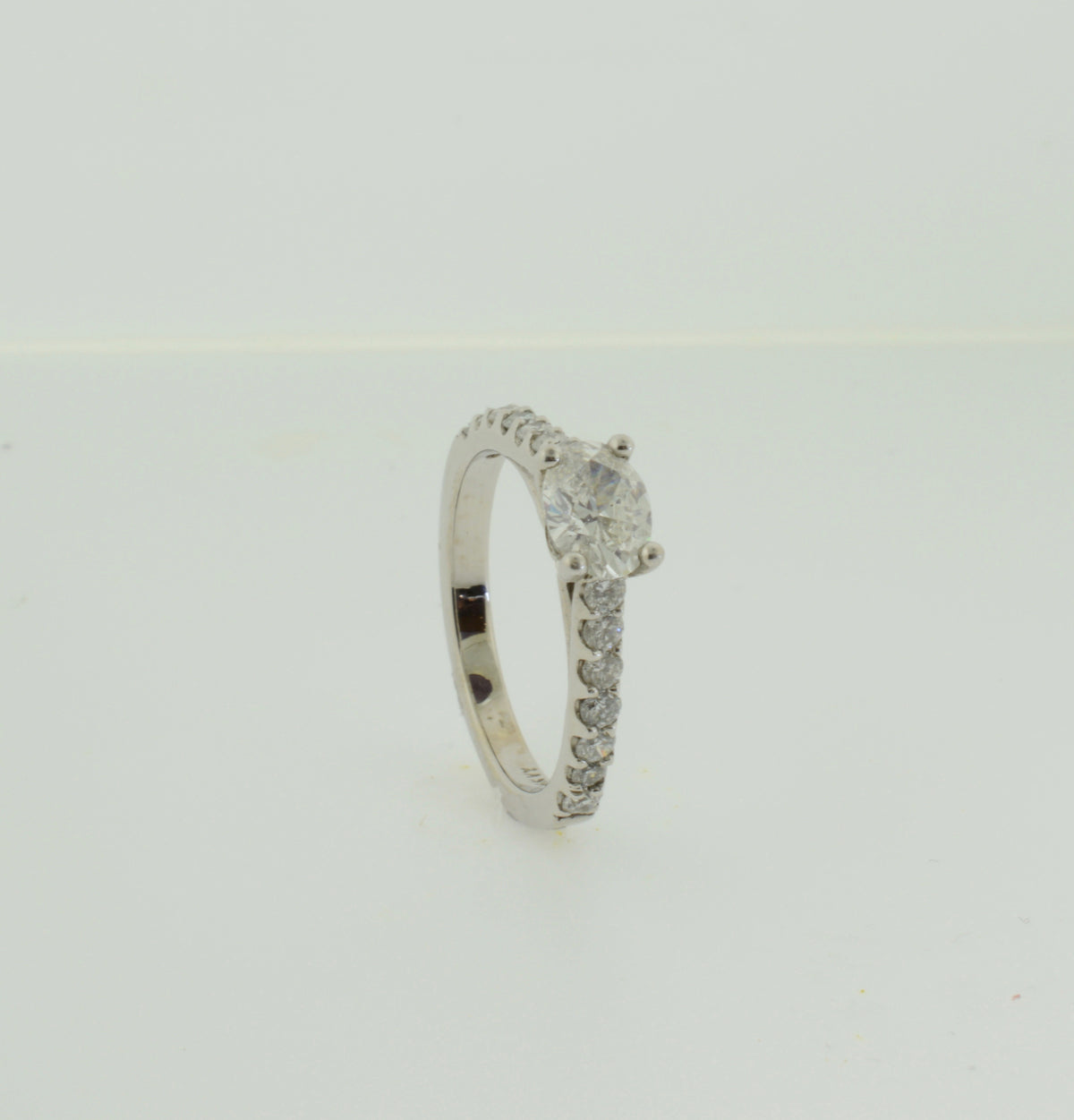 14K East to West Set Oval Diamond Wedding Ring Set
