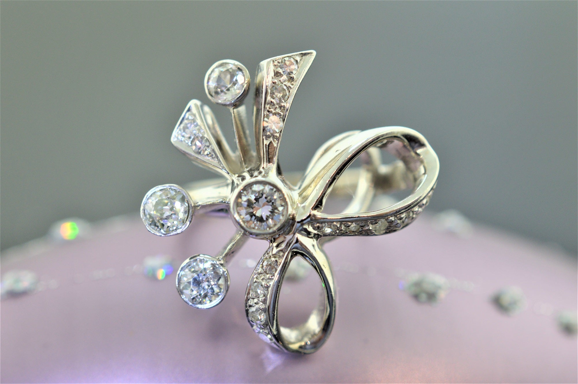 14K Diamond Bow Brooch - 623-334