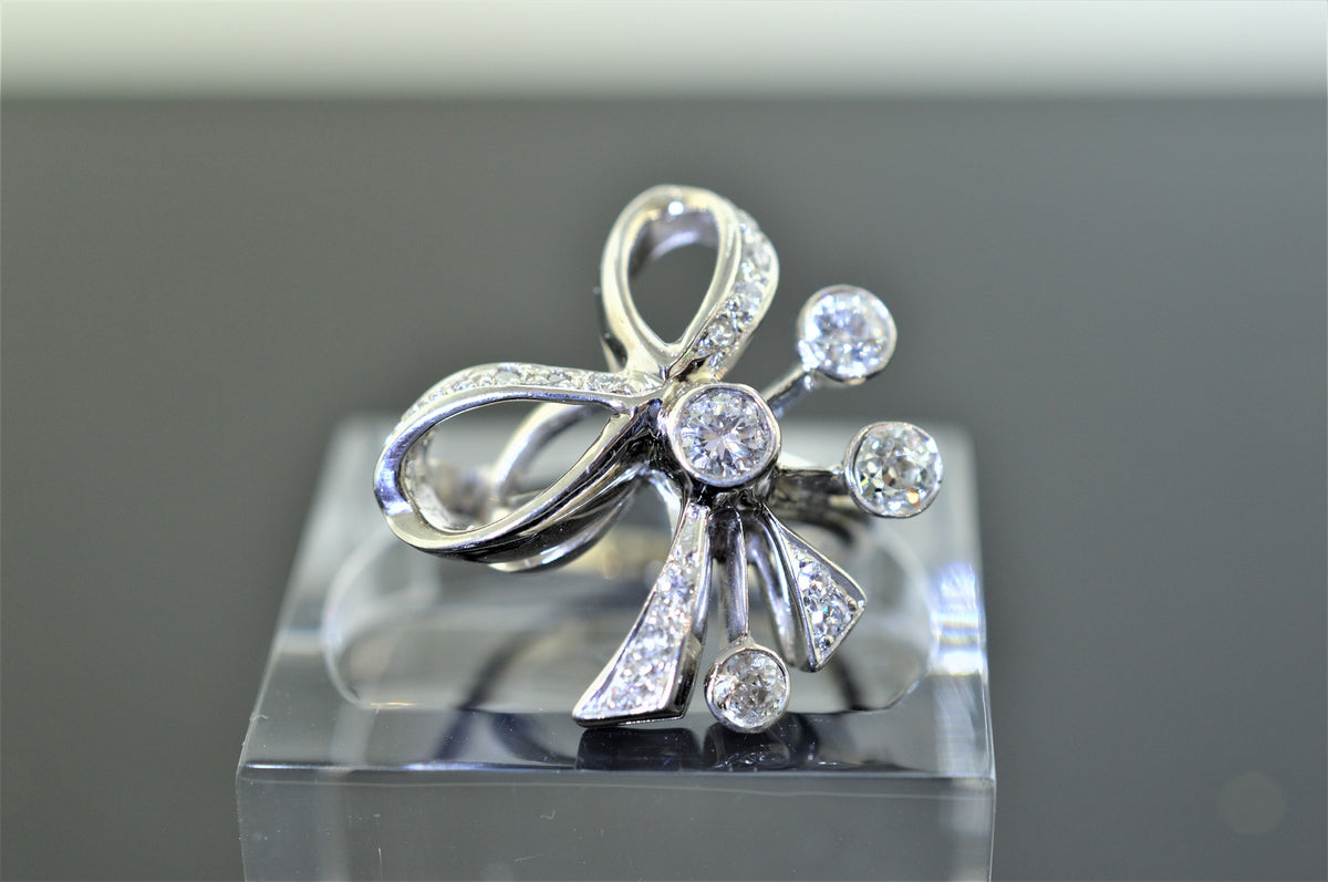 14K White Gold Diamond &quot;Bow Ring&quot; with 18 Diamonds