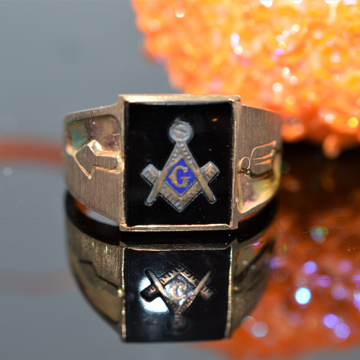 10K Yellow Gold 10x12mm Black Onyx Masonic Ring With Side Symbols