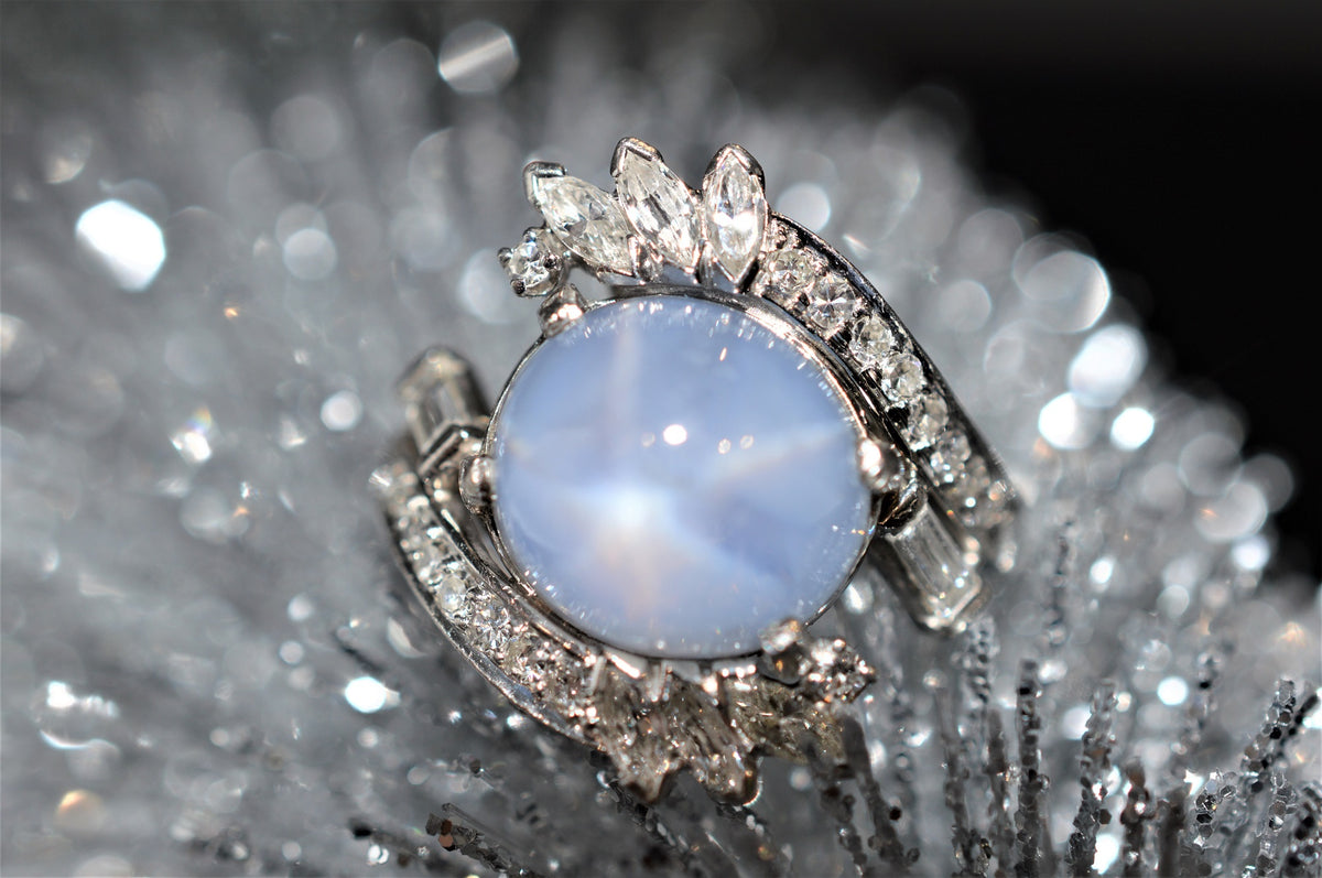 Ladies Platinum Star Sapphire and Diamond Ring (1.00dtw)