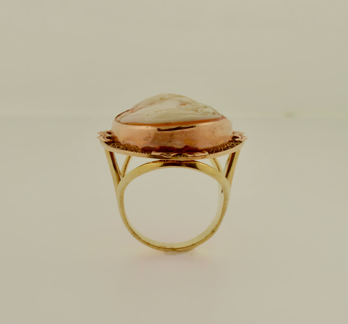 14K Yellow and Rose Gold Large Oval Shell Cameo Ring