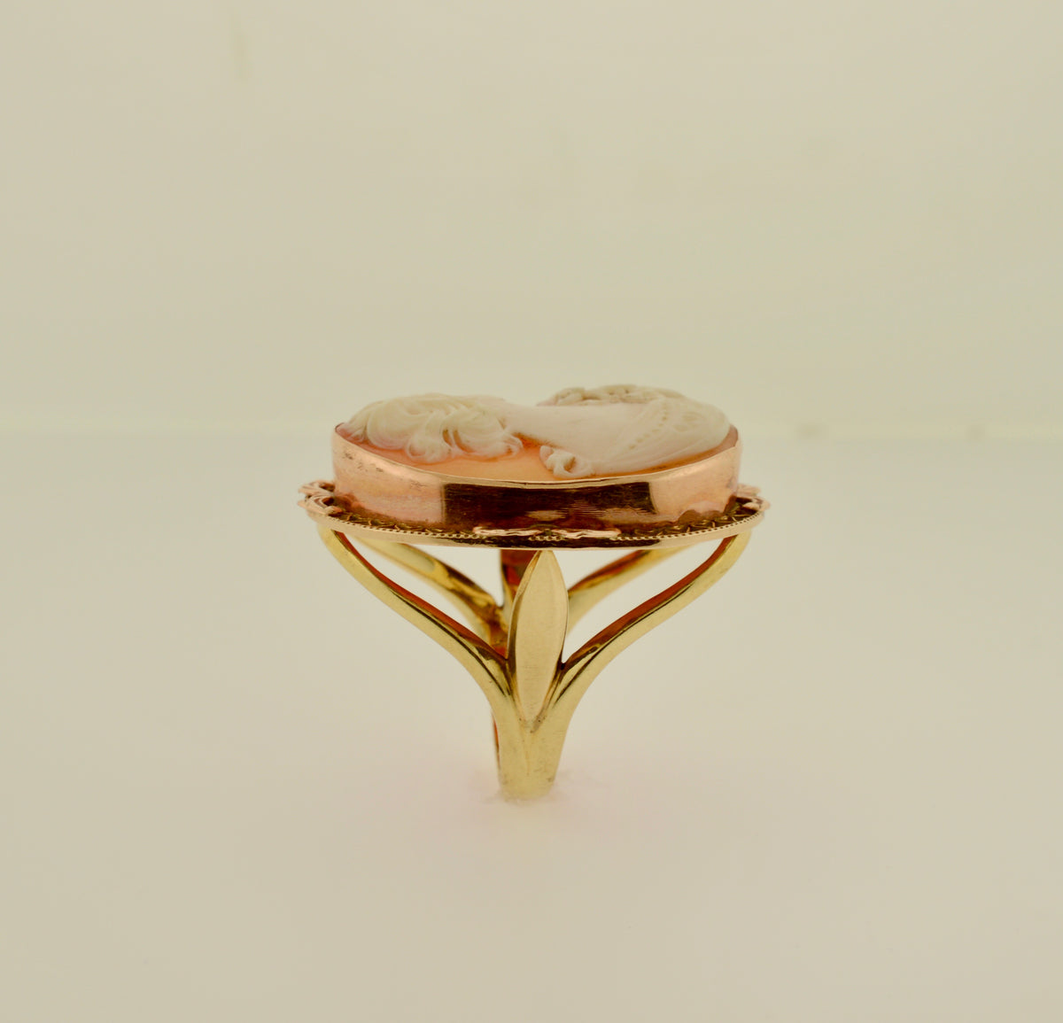 14K Yellow and Rose Gold Large Oval Shell Cameo Ring