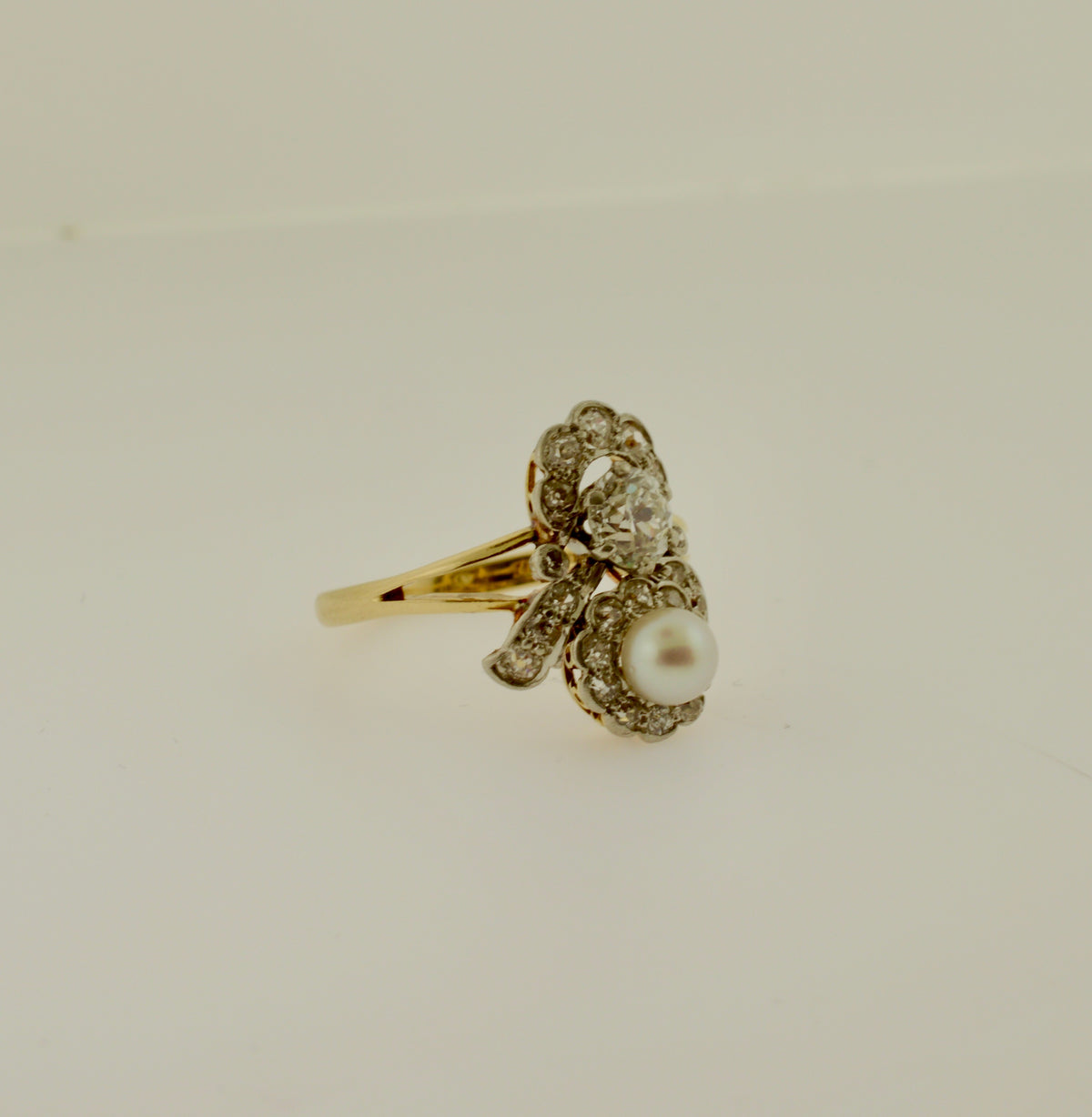 14K Two Tone Antique Krementz Pearl and Diamond Ring