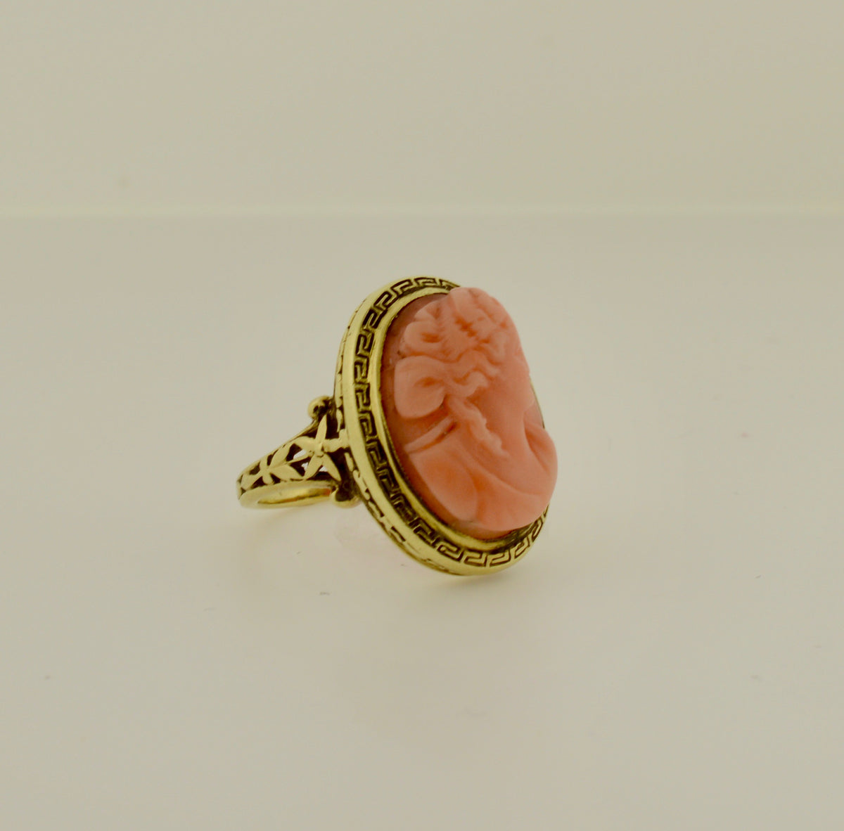 14K Vintage Green Gold Ring Set With 12x16mm Pink Cameo