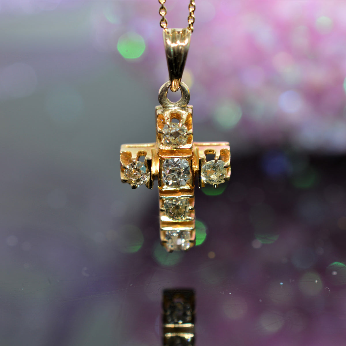 18K Yellow Gold Antique Diamond Cross Pendant Necklace