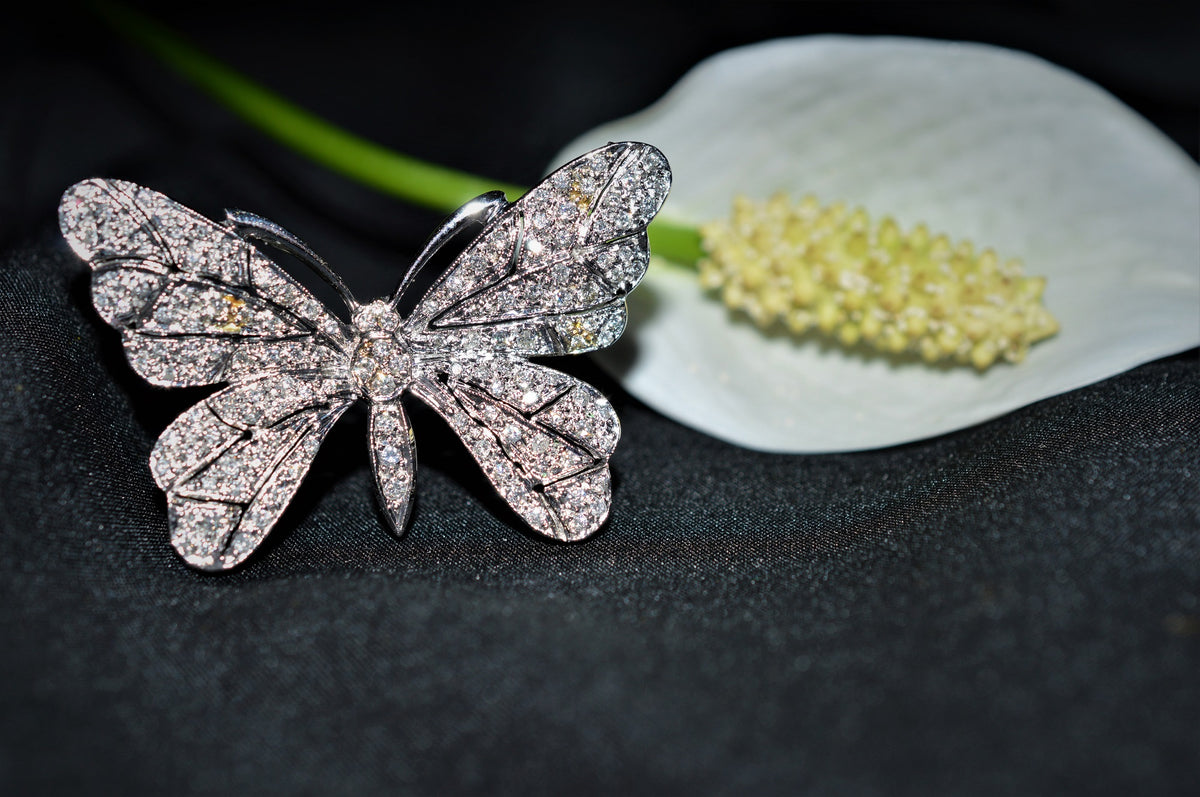 18K White Gold Diamond Butterfly Brooch with 138 Diamonds