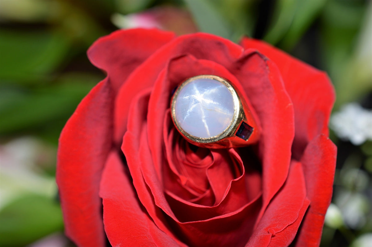 14K Yellow Gold Gray Blue Natural Star Sapphire Ring