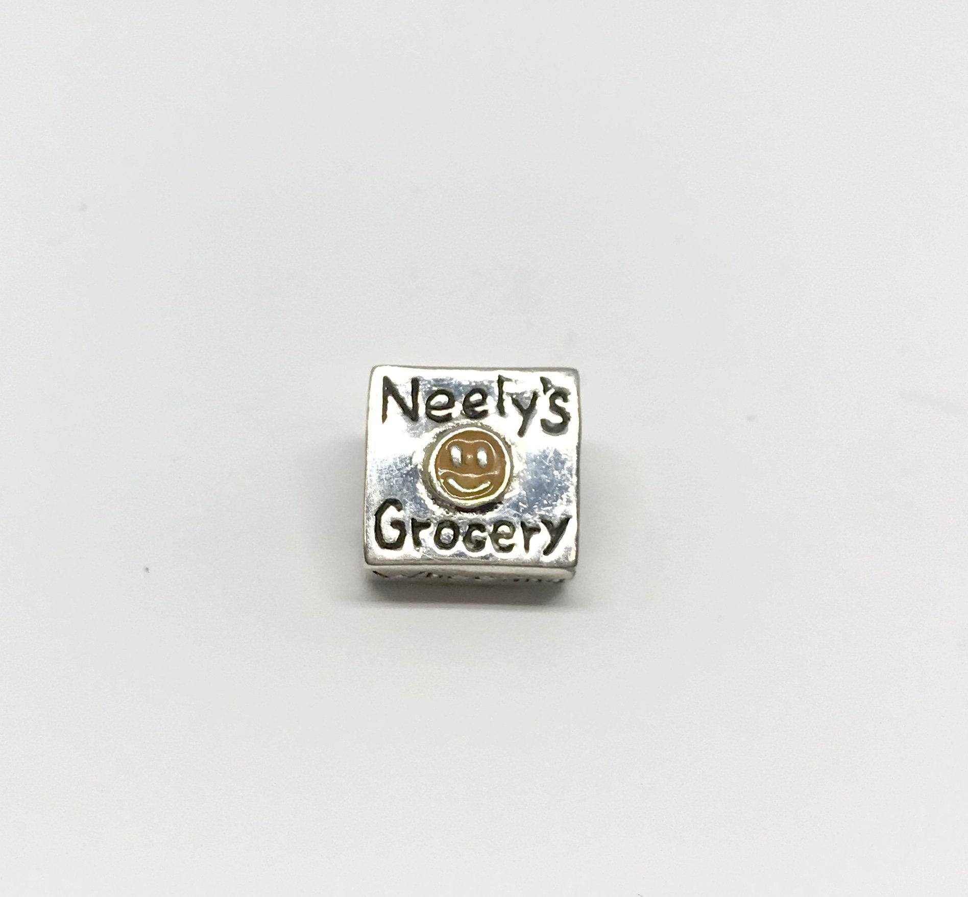 Neely's Grocery Bead-Howard's Exclusive-Howard's Diamond Center