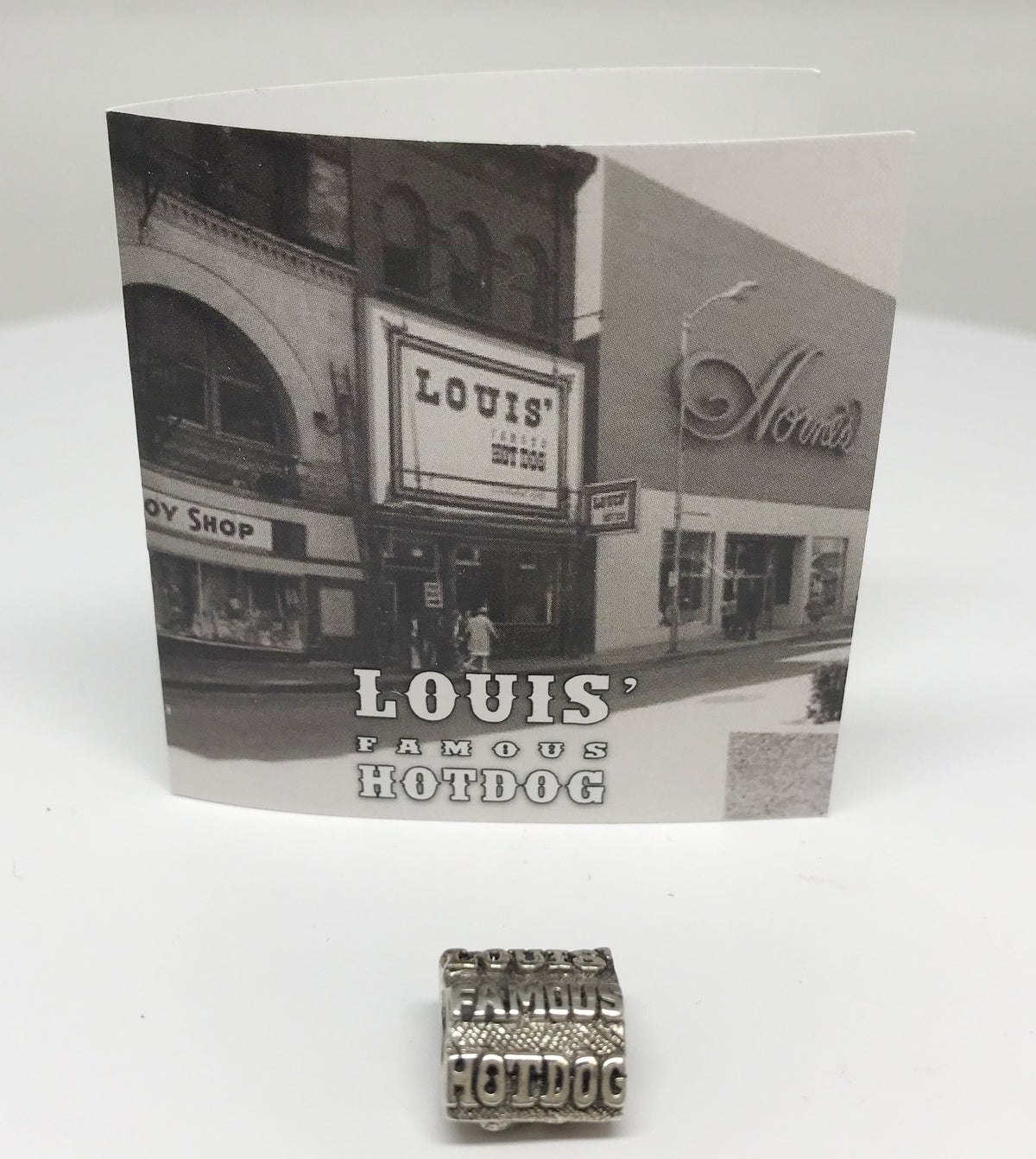 The Louis&#39; Famous Hot Dog Wheeling Bead-Howard&#39;s Exclusive-Howard&#39;s Diamond Center